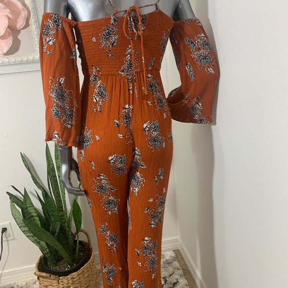 Stunning Boho Pantsuit - Picture 9 of 11